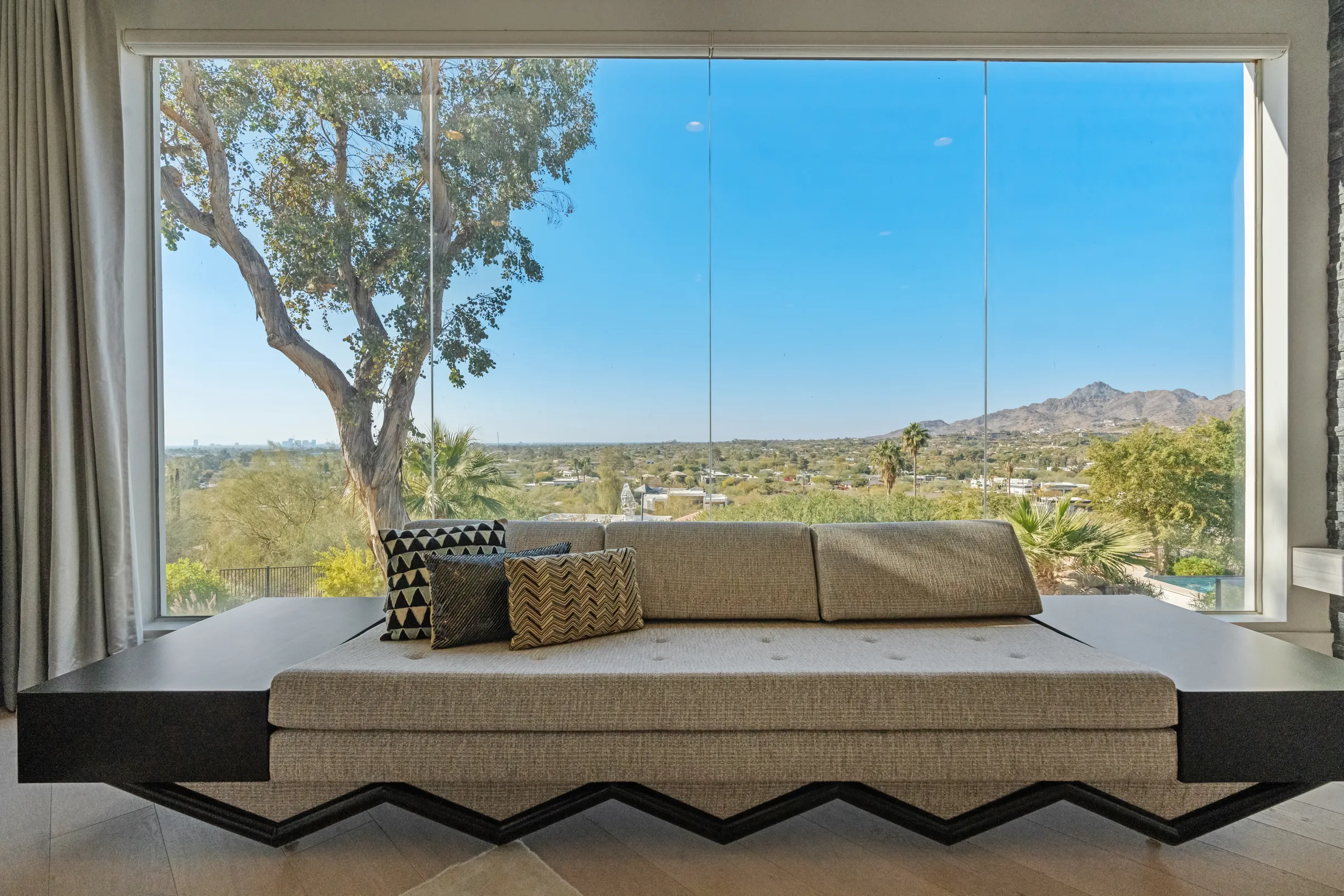 Wander Camelback Canyon #132