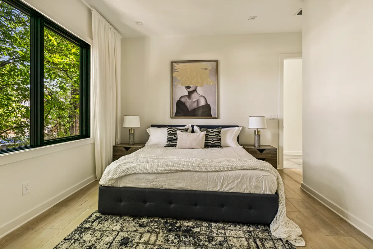 Bedroom 5 image