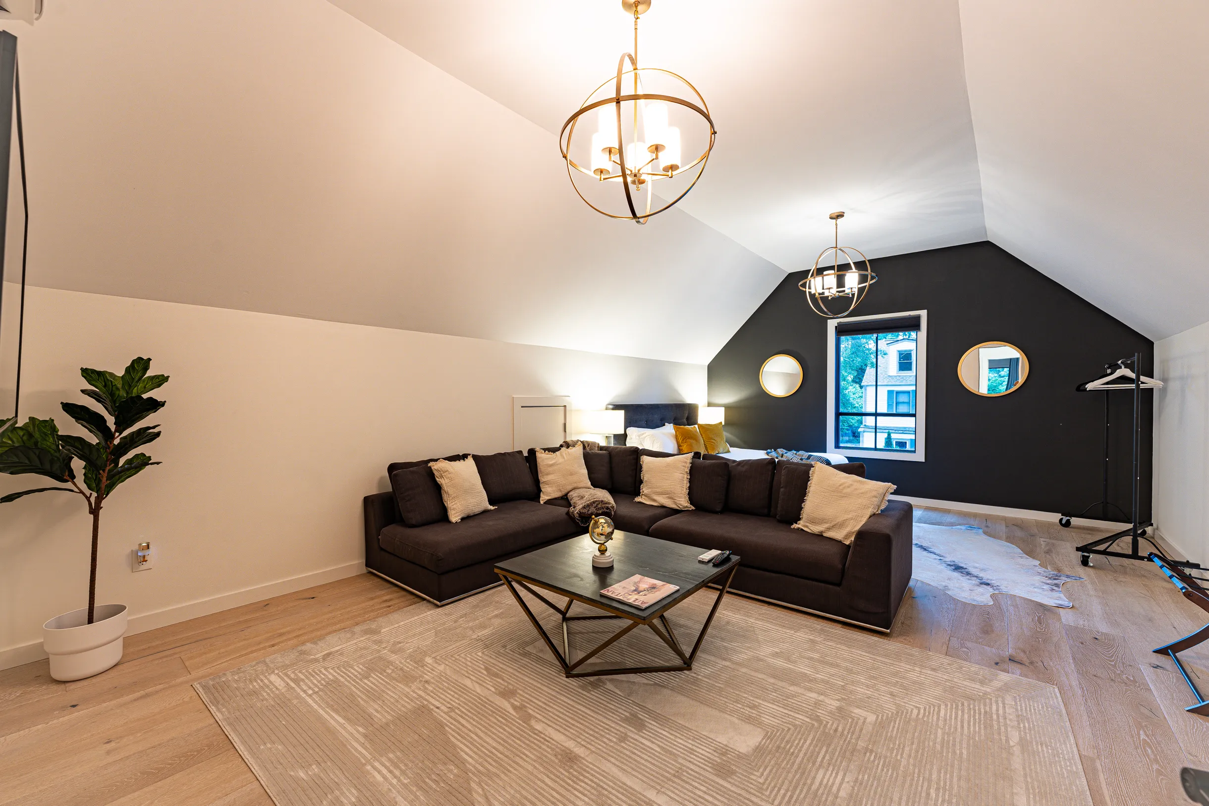 Wander Atlanta Showpiece #32