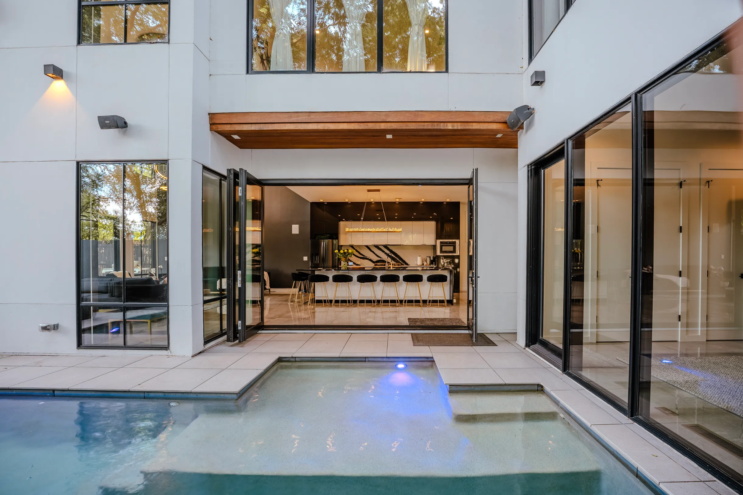 Wander Atlanta Showpiece #56