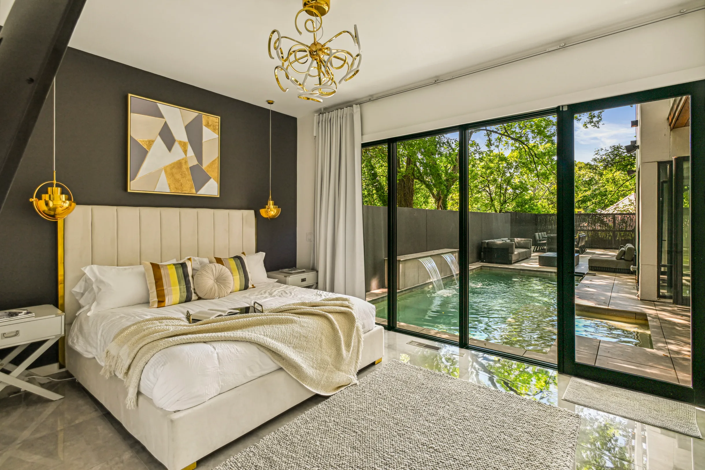 Wander Atlanta Showpiece #17