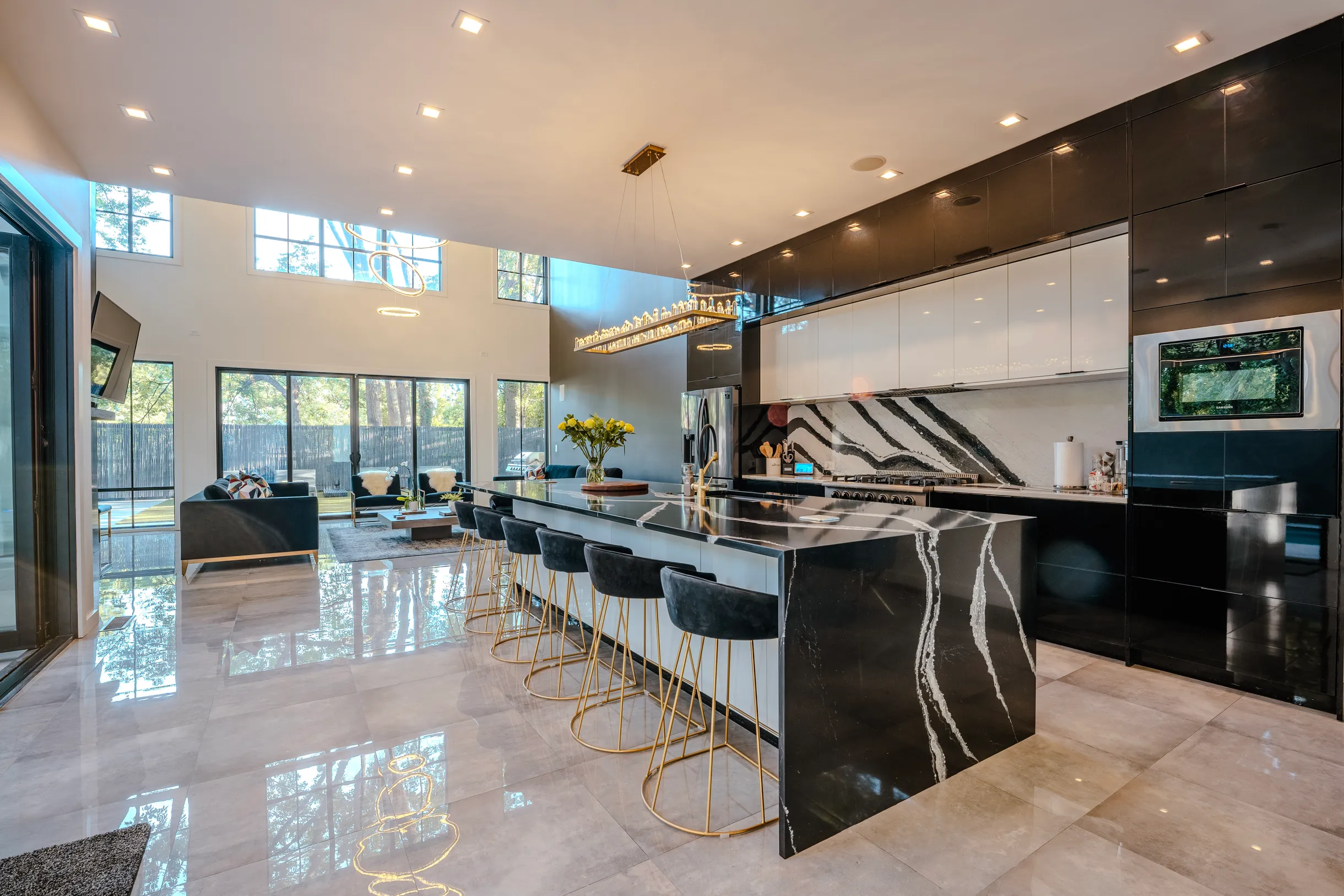 Wander Atlanta Showpiece #21