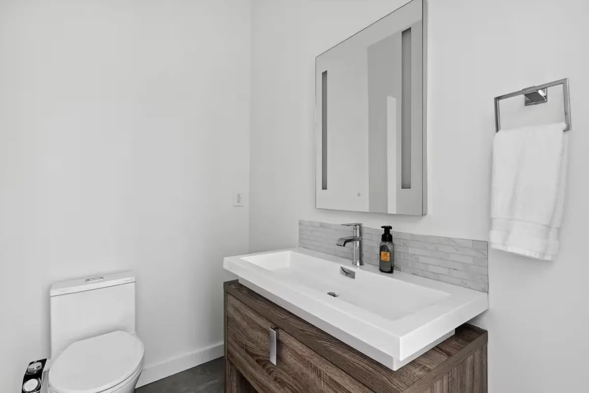 Wander Atlanta Showpiece #41