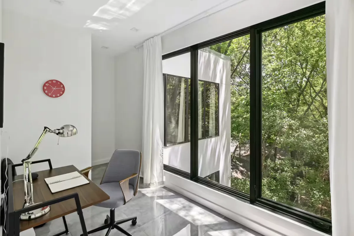 Wander Atlanta Showpiece #22