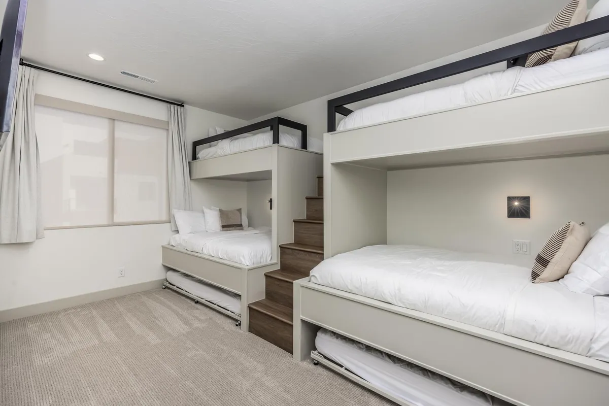 Bunk Bedroom 2 image