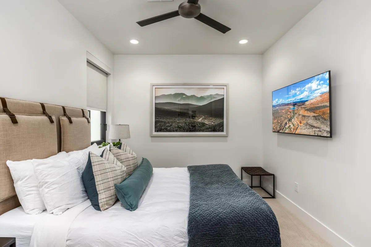 Bedroom 3 image