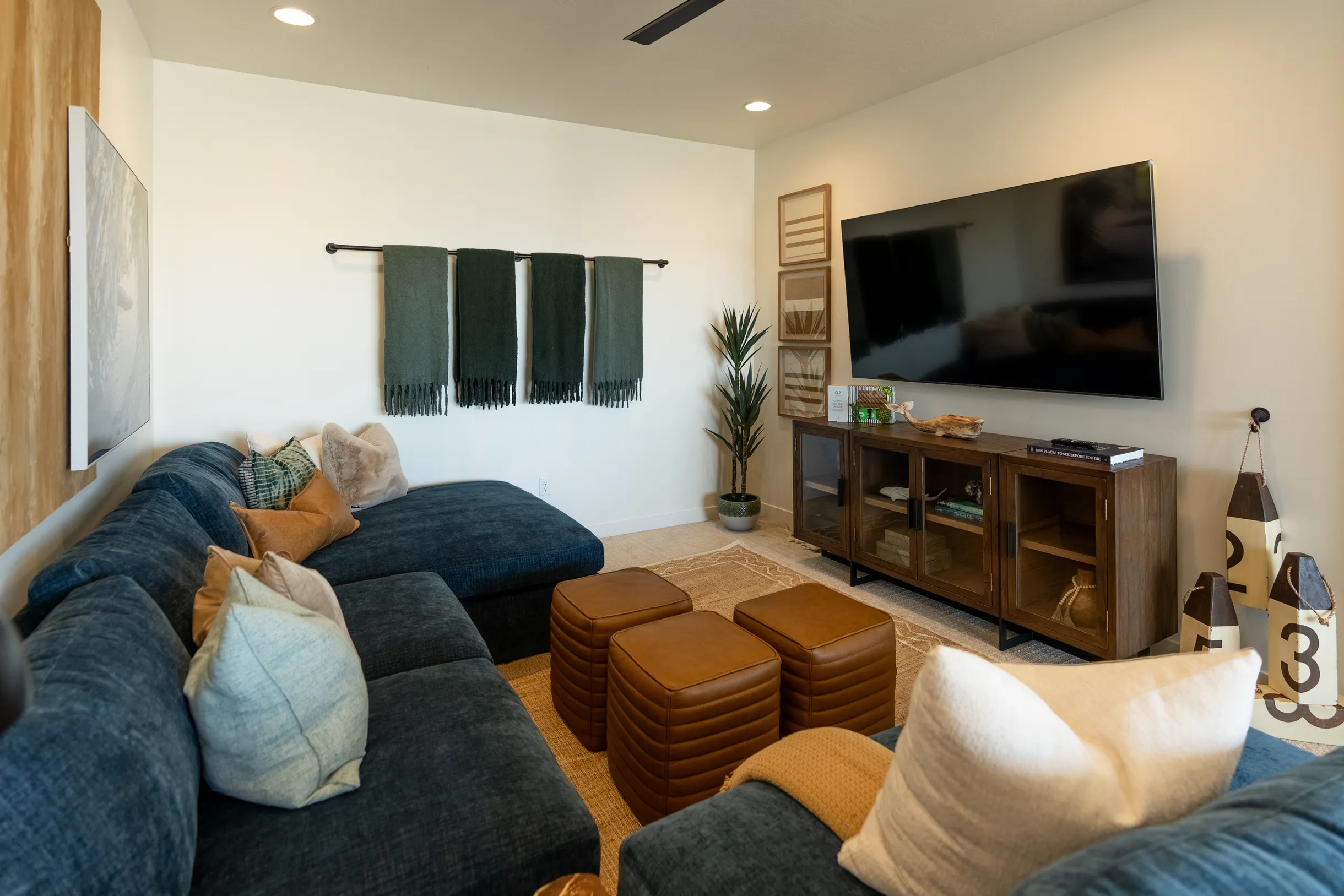 Wander St. George Cyan #47