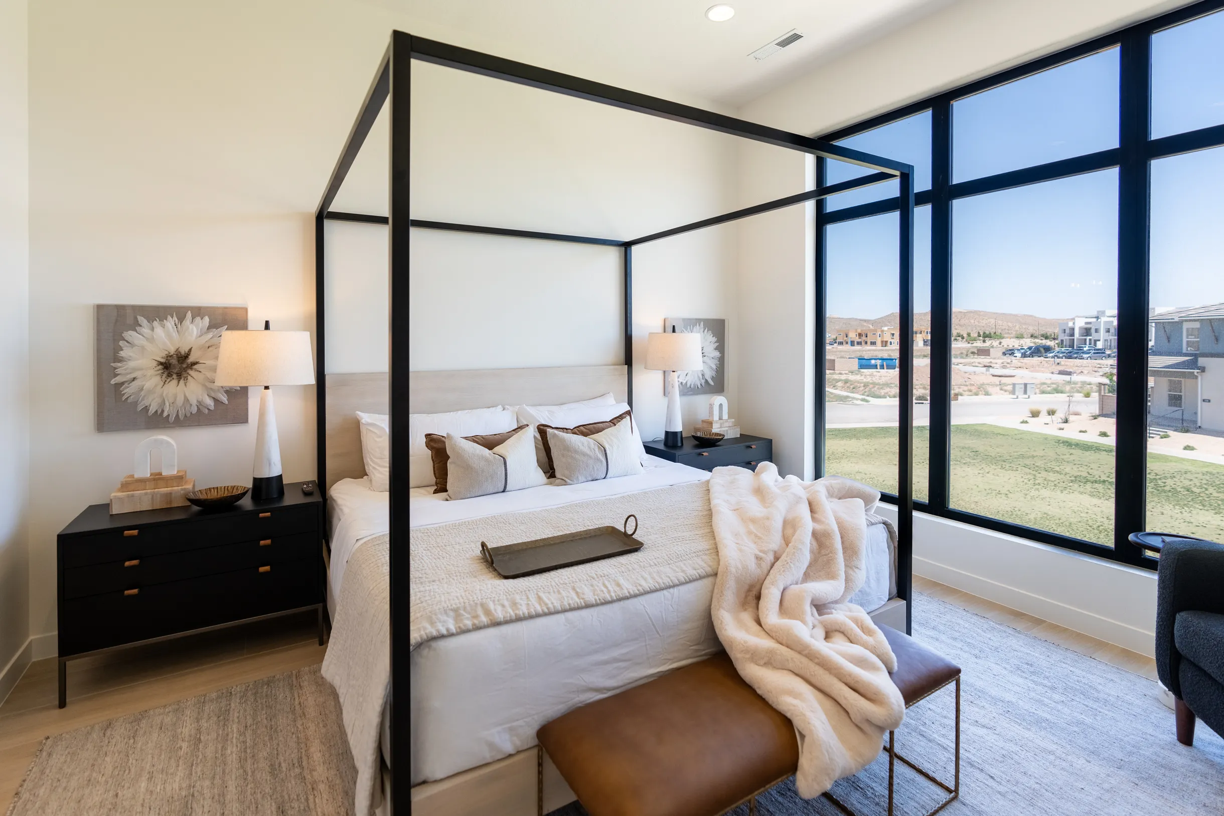 Wander St. George Cyan #8