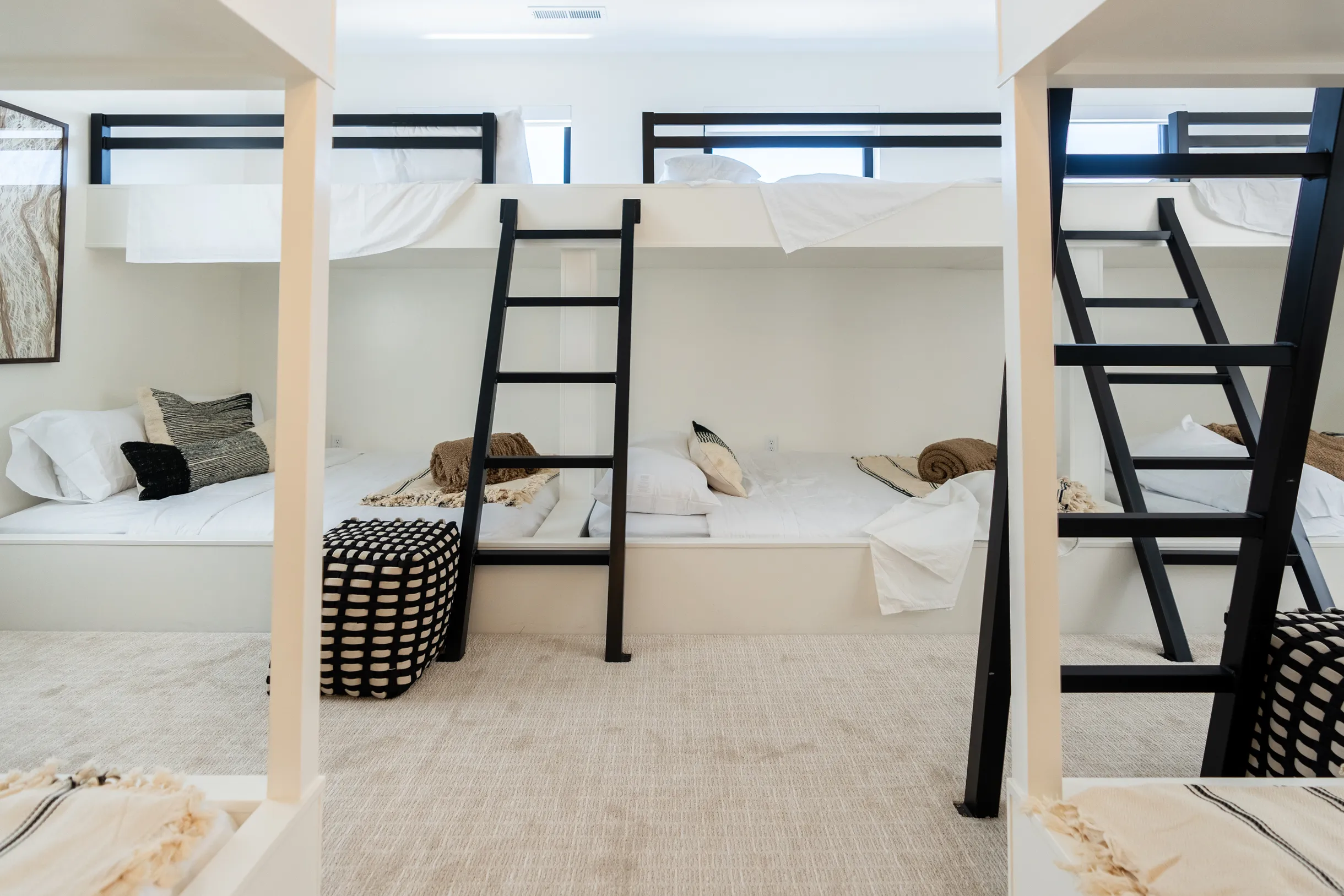 Wander St. George Cyan #34