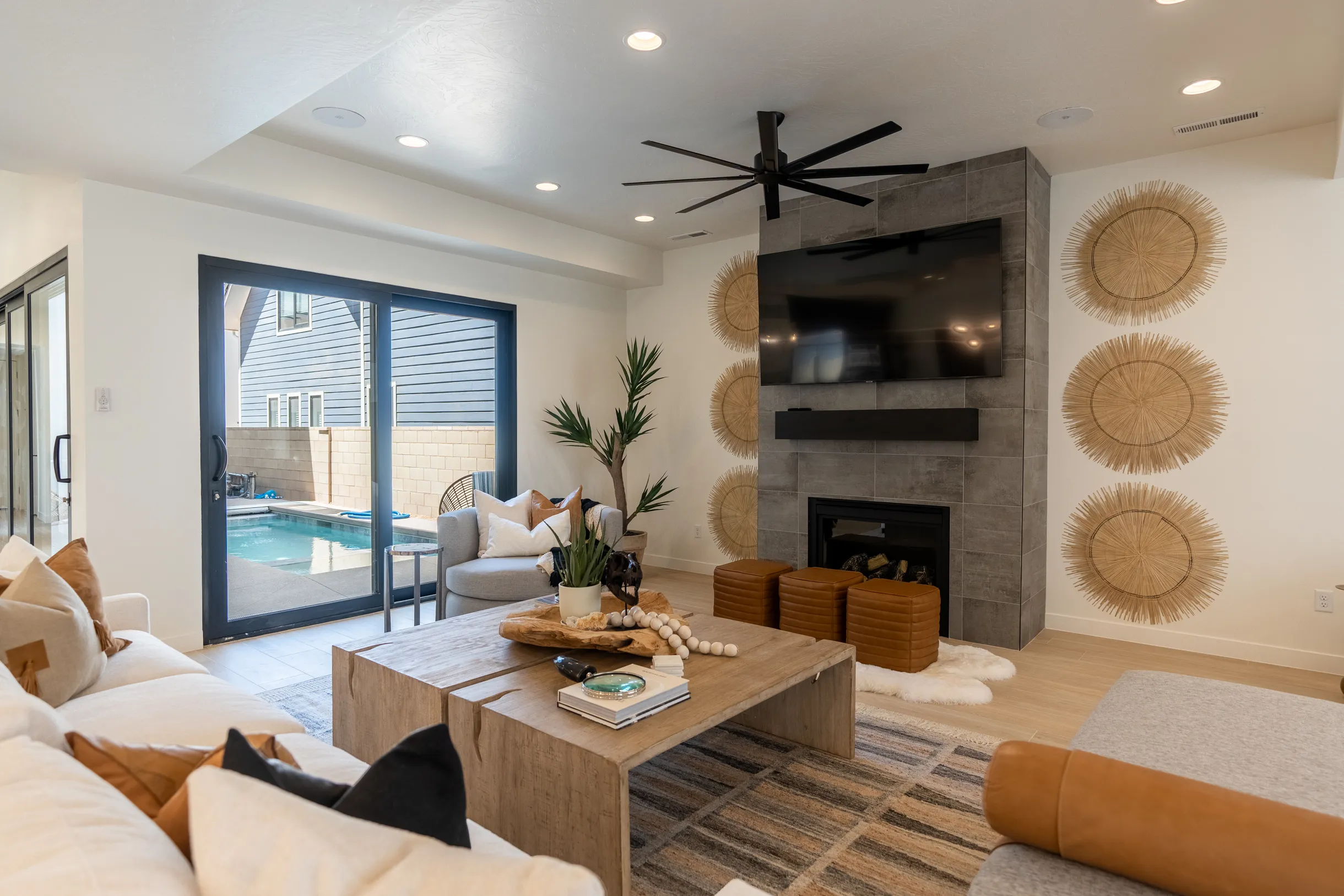 Wander St. George Cyan #53