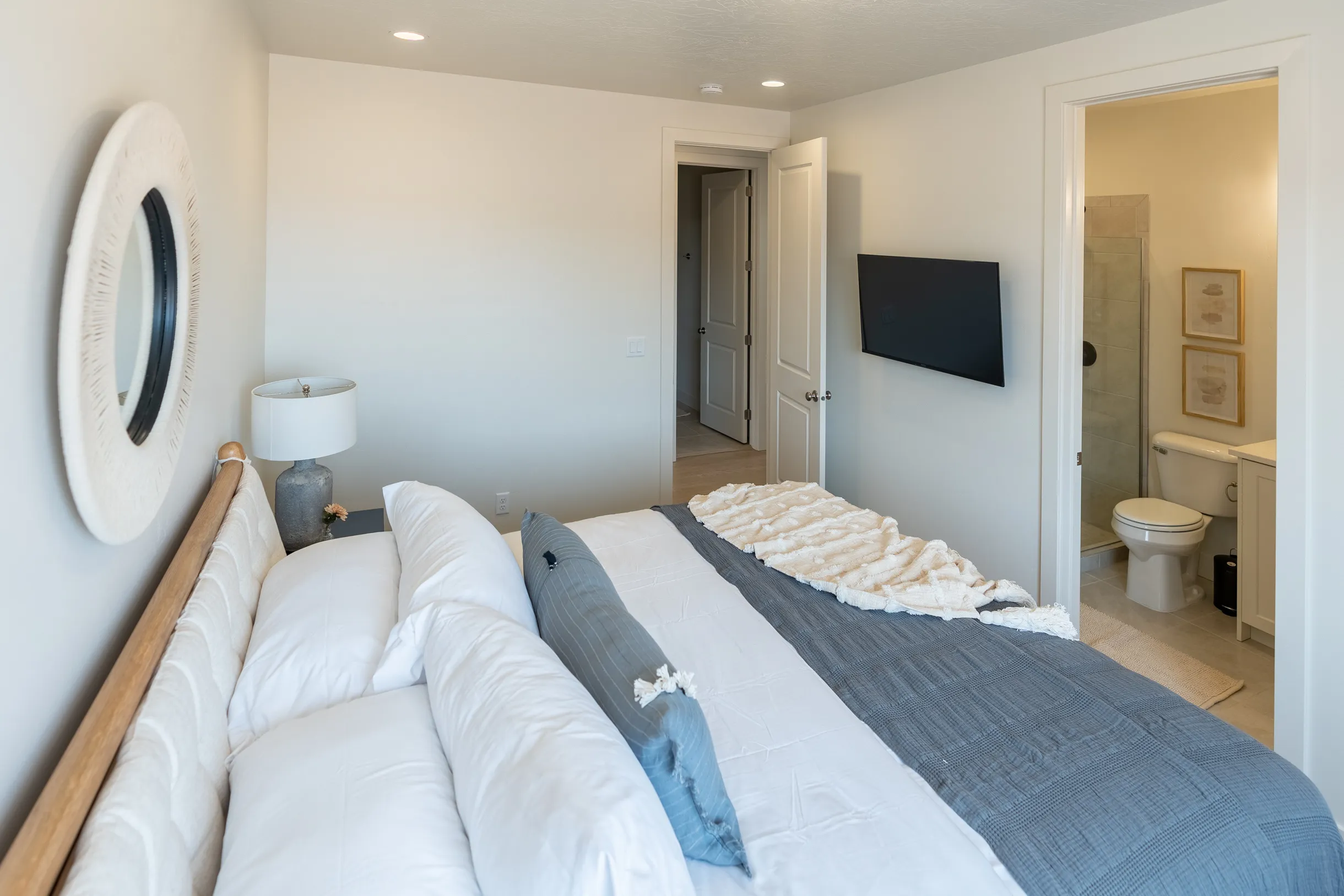 Wander St. George Spark #31