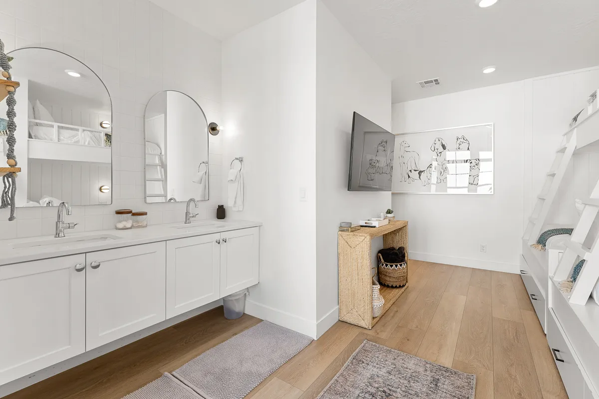 Wander St. George Horizon #9