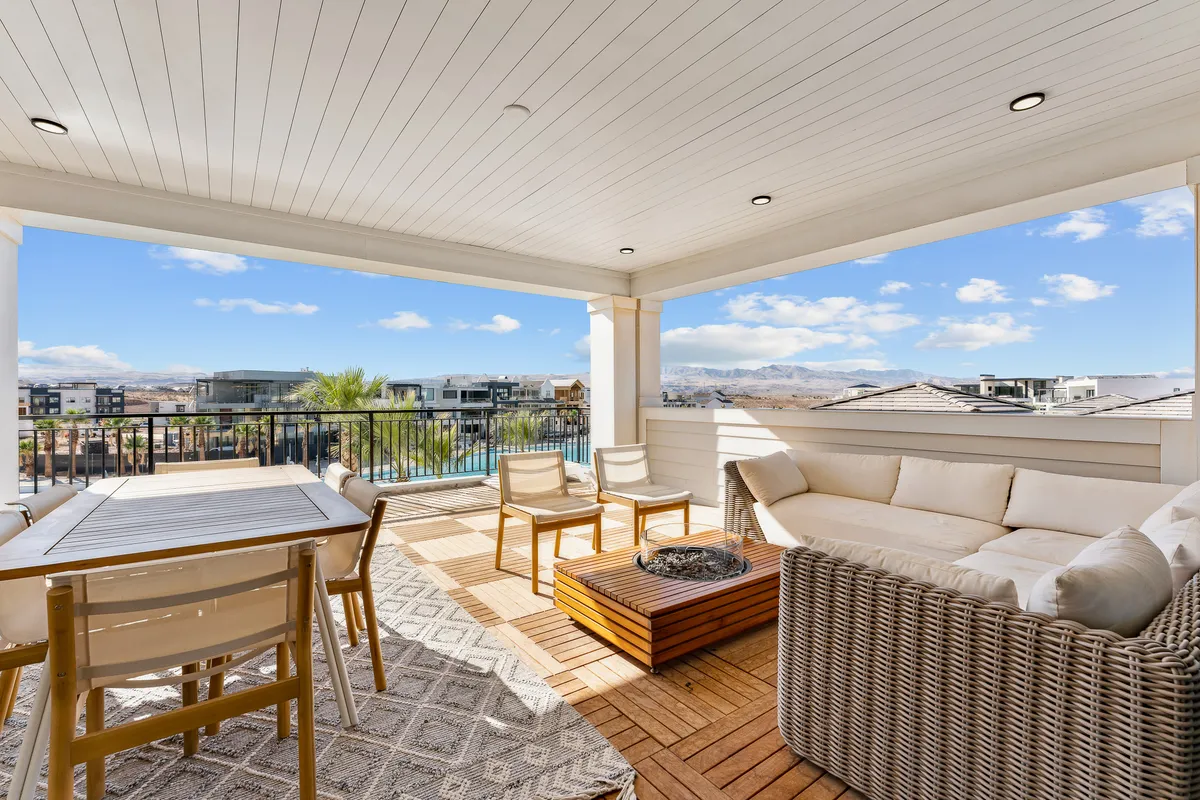 Wander St. George Horizon #16