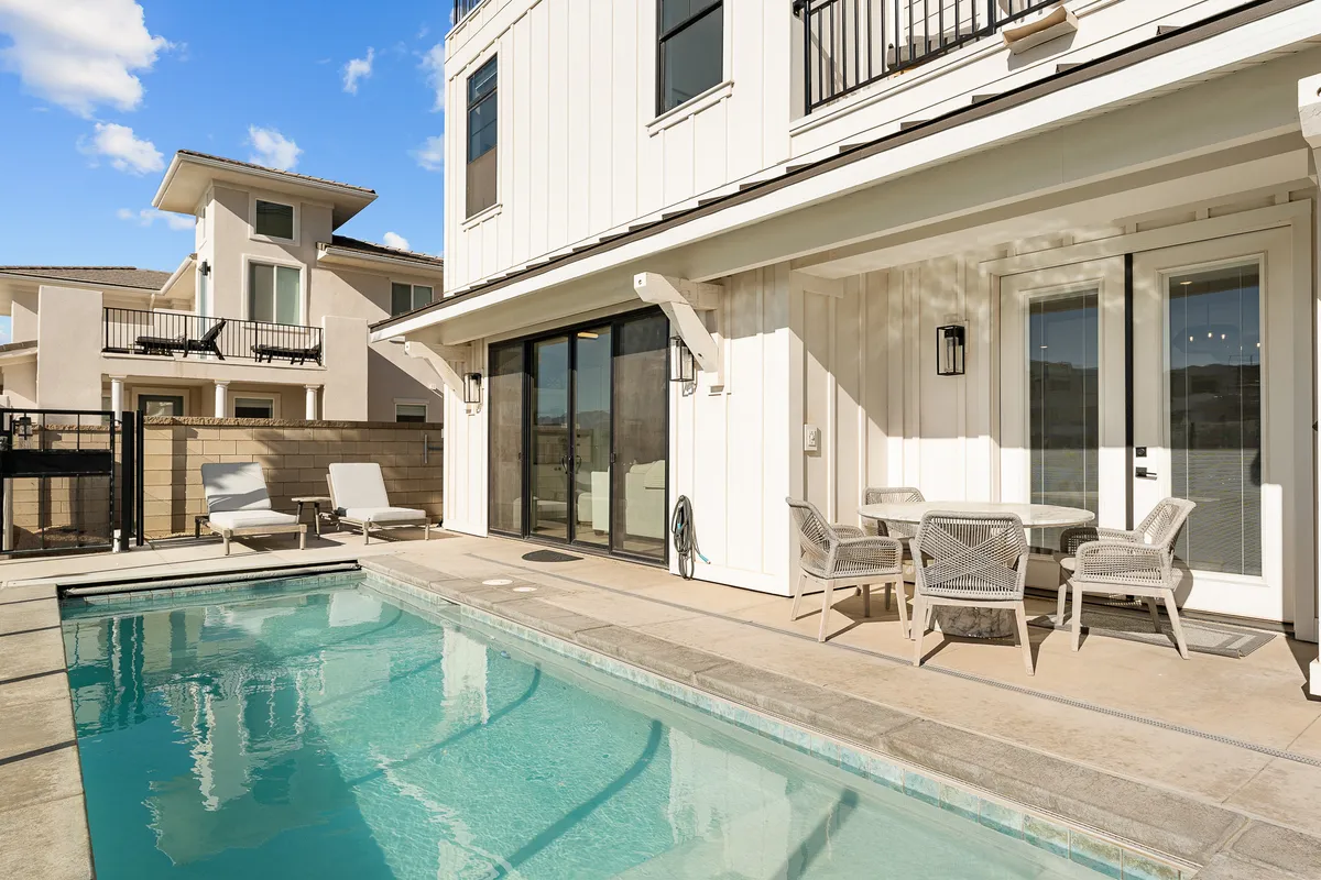 Wander St. George Horizon #17