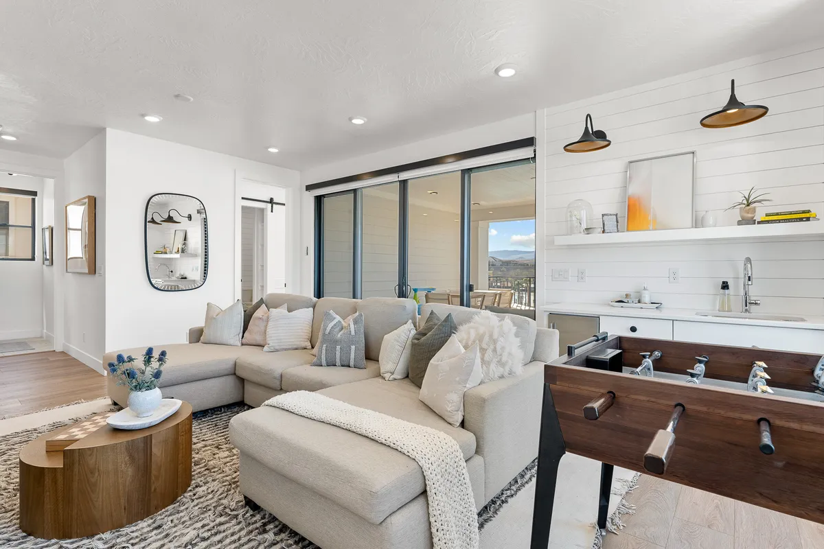 Wander St. George Horizon #23