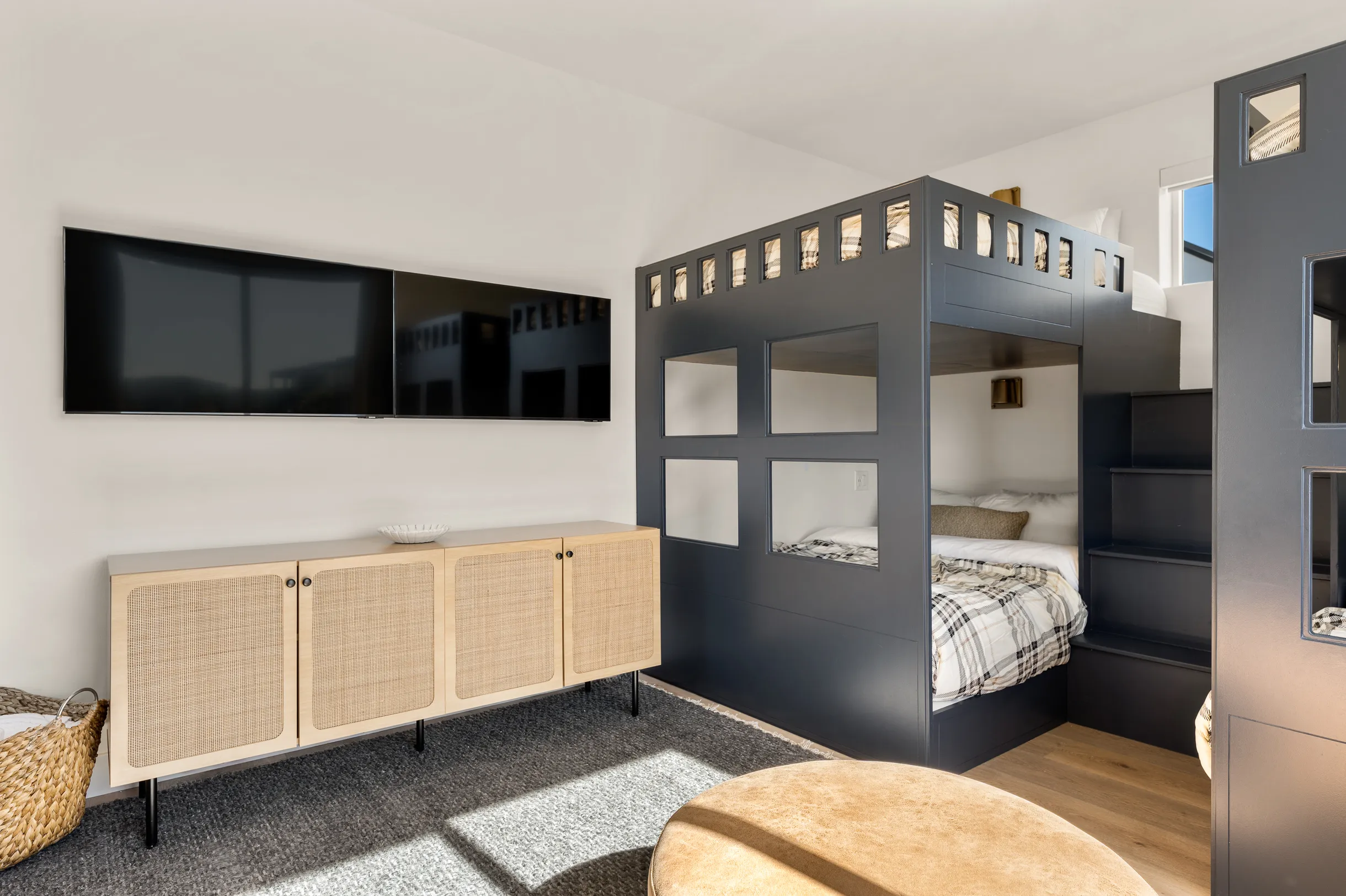 Wander St. George Glow #32