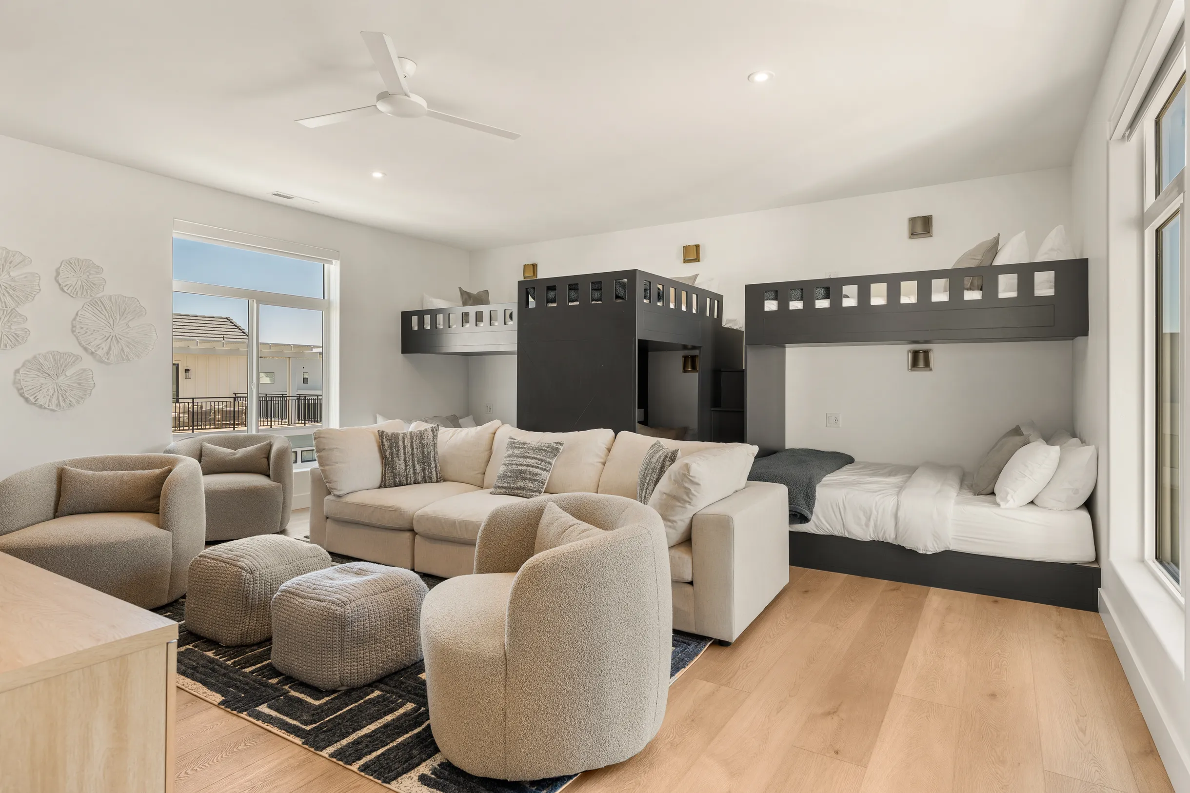 Wander St. George Glow #8