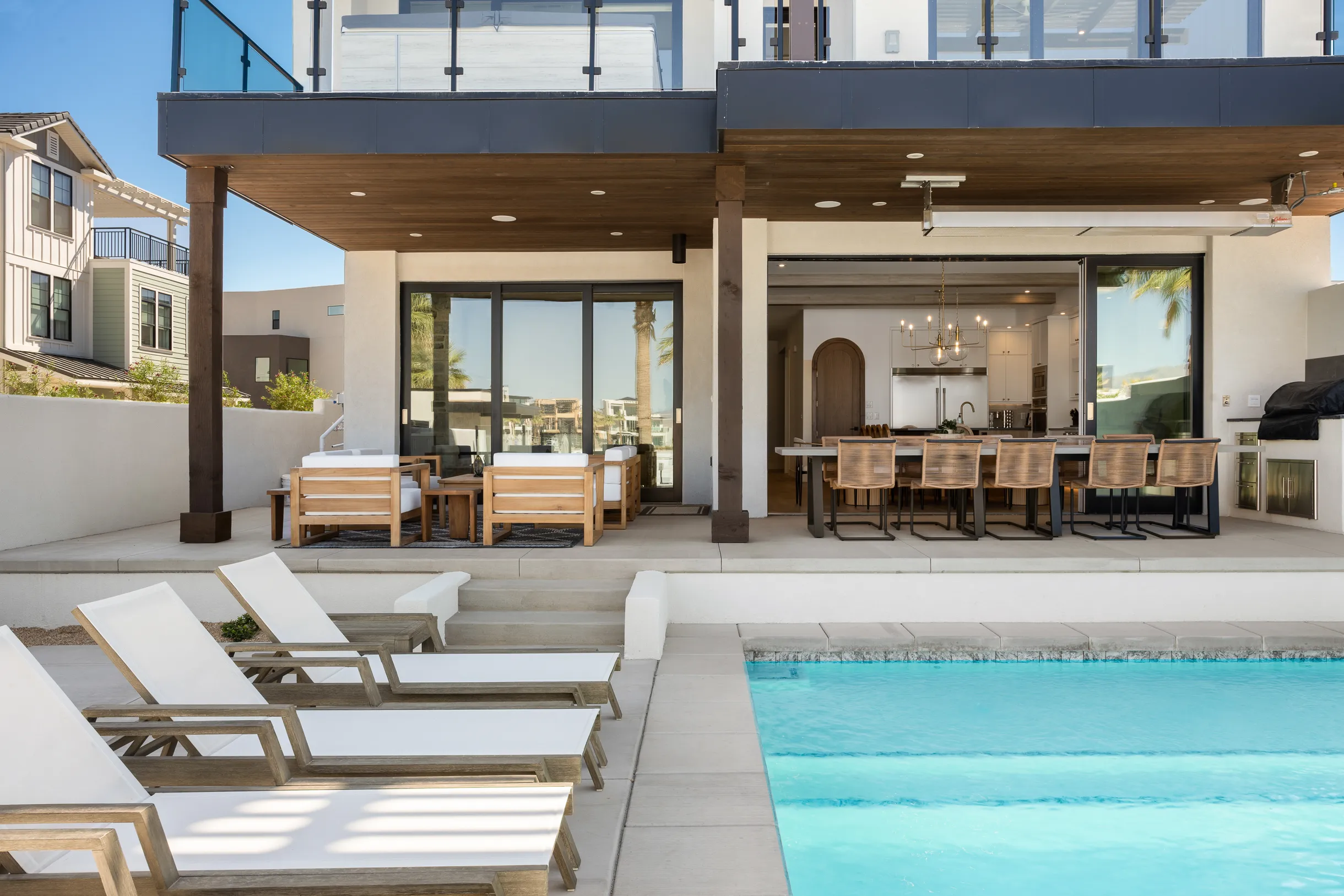 Wander St. George Glow #70