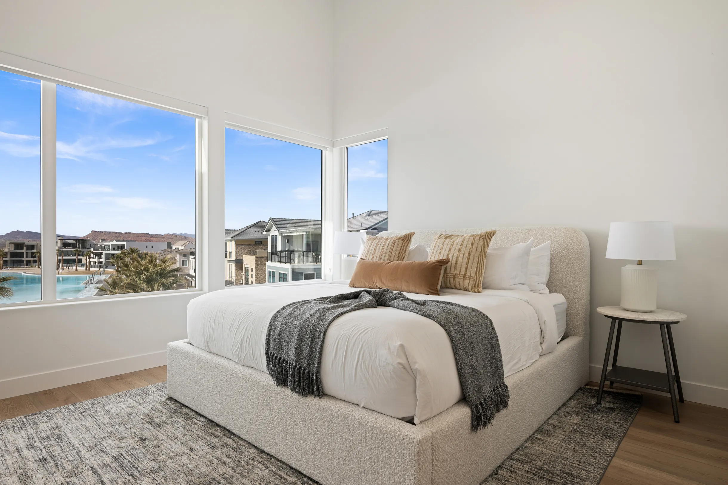 Wander St. George Glow #42