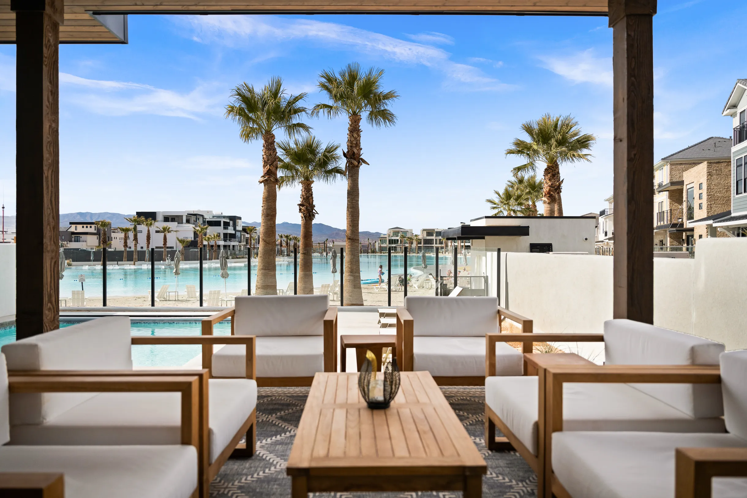 Wander St. George Glow #43