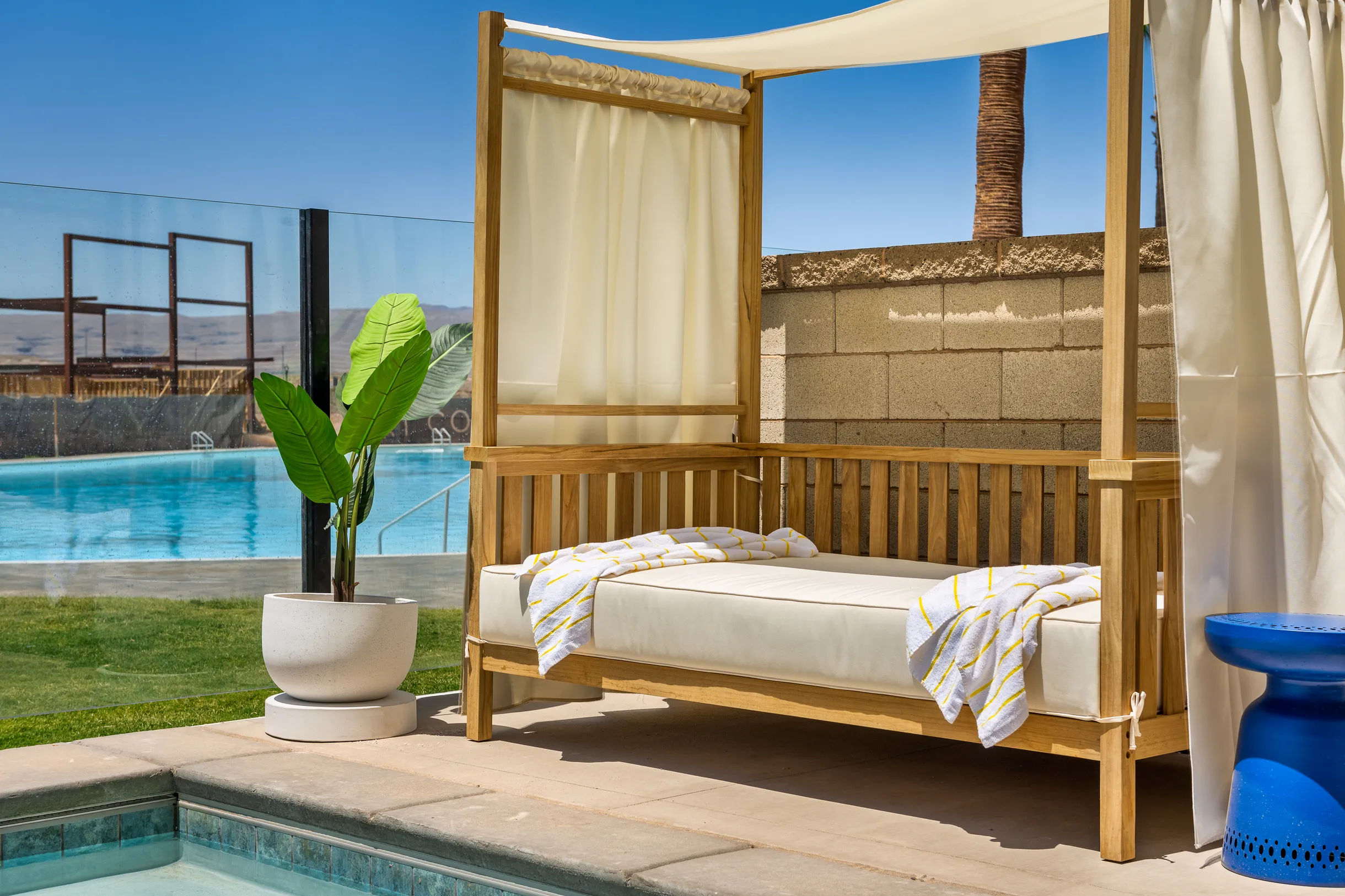 Wander St. George Sands #51