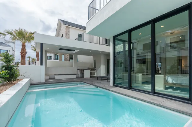 Wander St. George Oasis #5