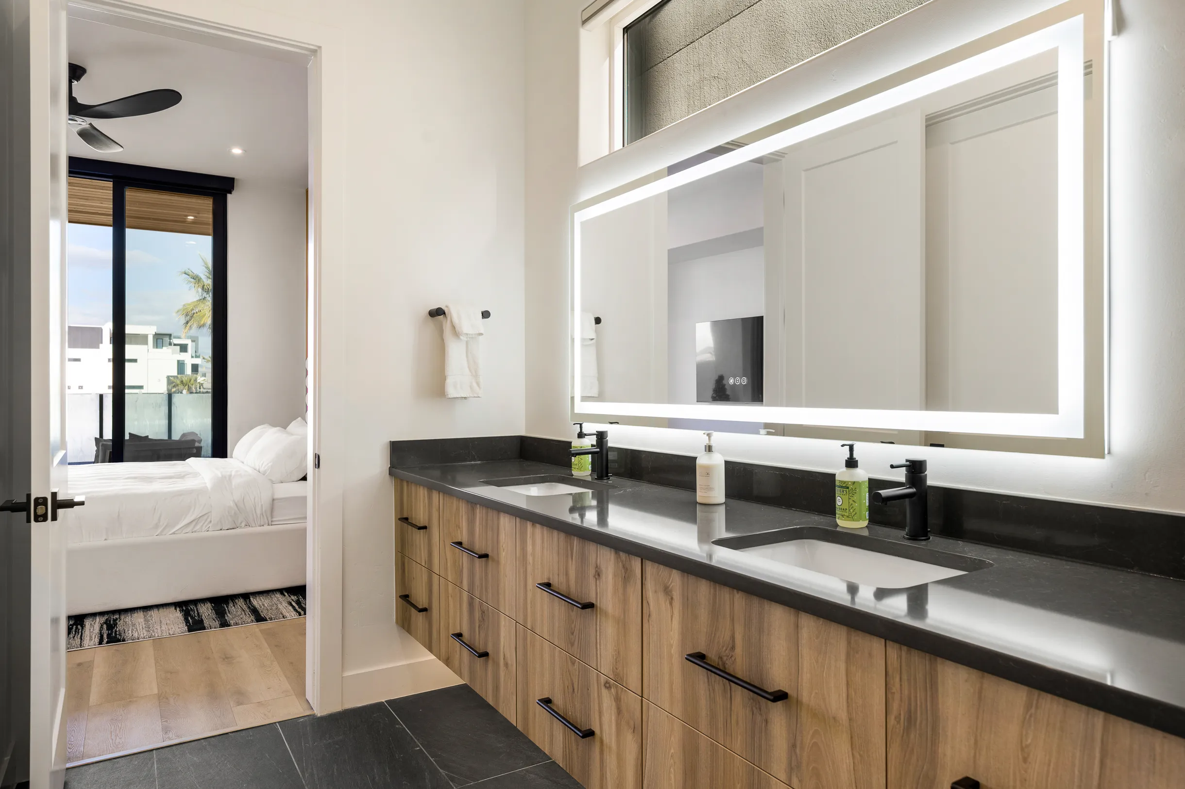 Wander St. George Vista #18