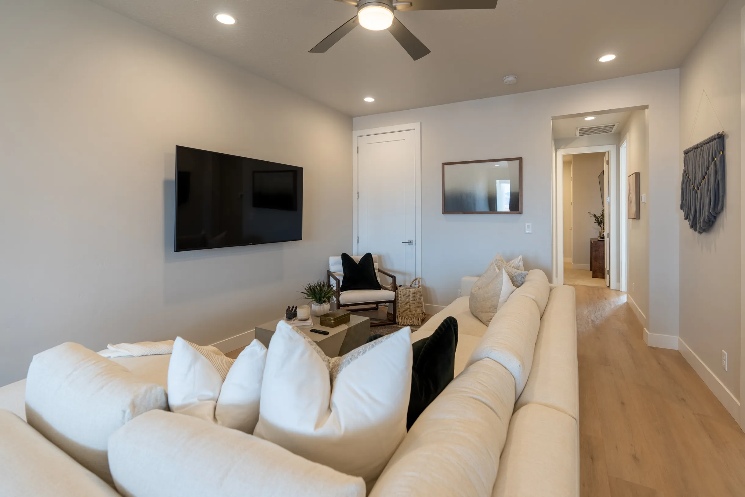 Wander St. George Stream #5