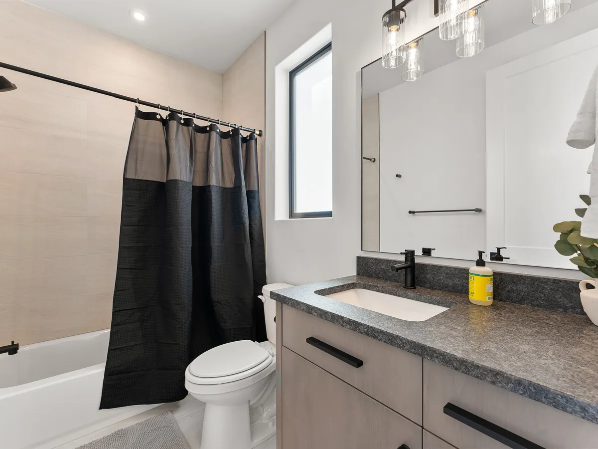 Wander St. George Serenity #10