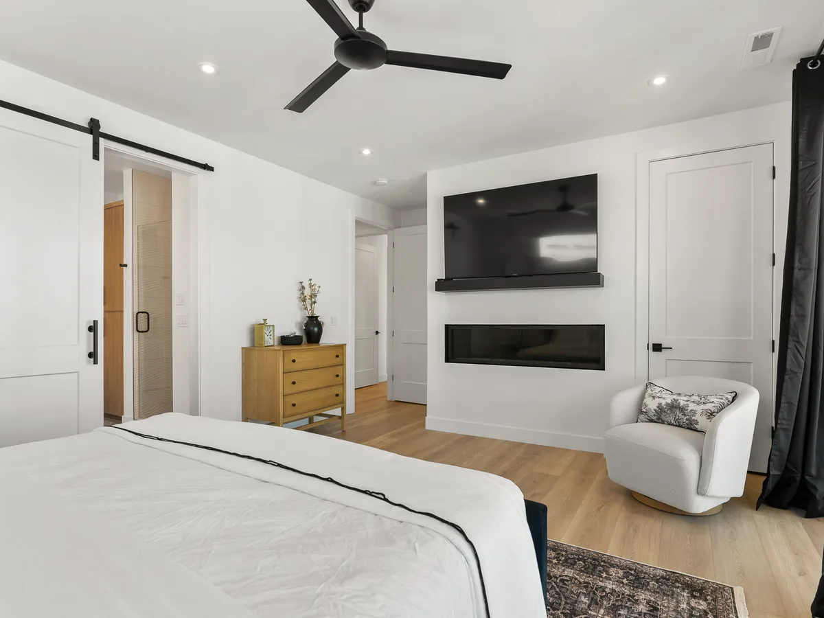 Wander St. George Serenity #33