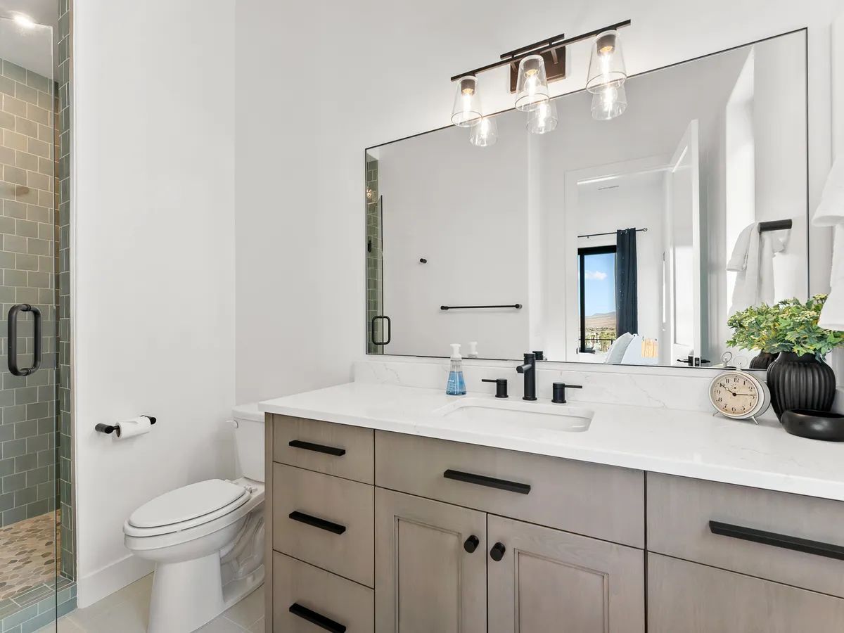 Wander St. George Serenity #15