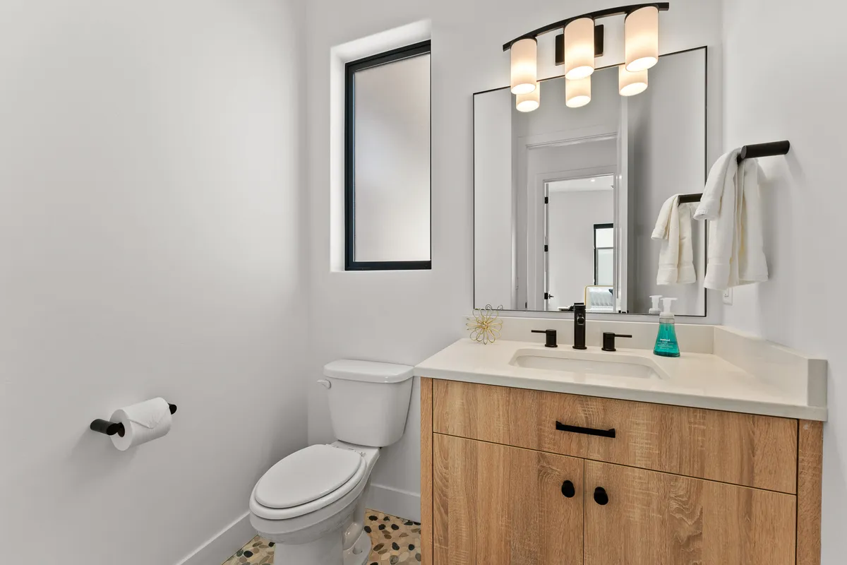 Wander St. George Serenity