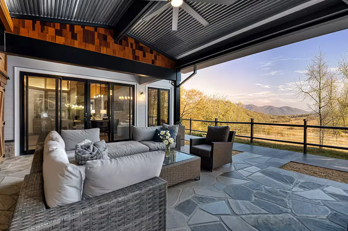 Wander Georgia Creek #28