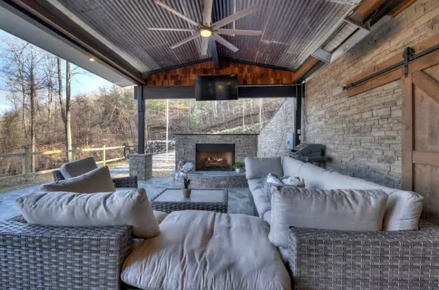 Wander Georgia Creek #22