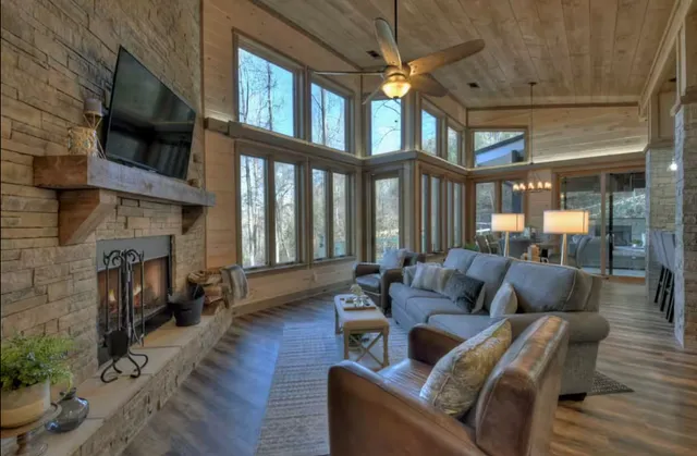 Wander Georgia Creek #20