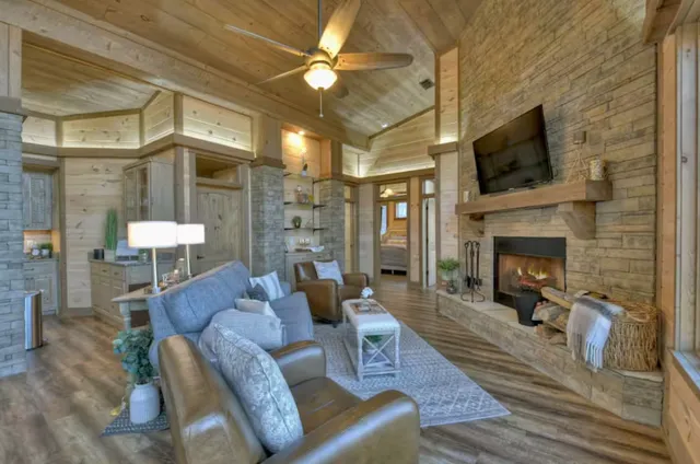 Wander Georgia Creek #23