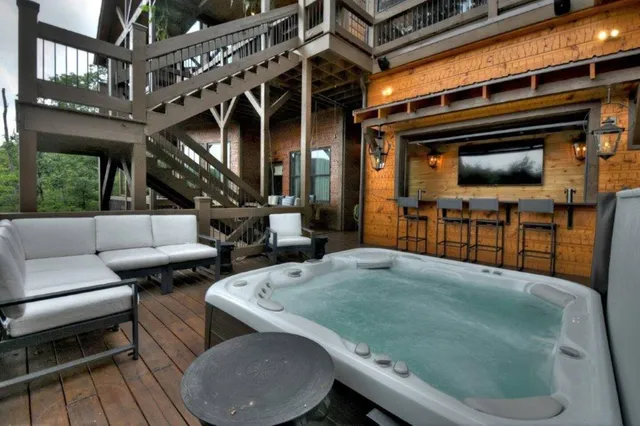 Wander Georgia Woods