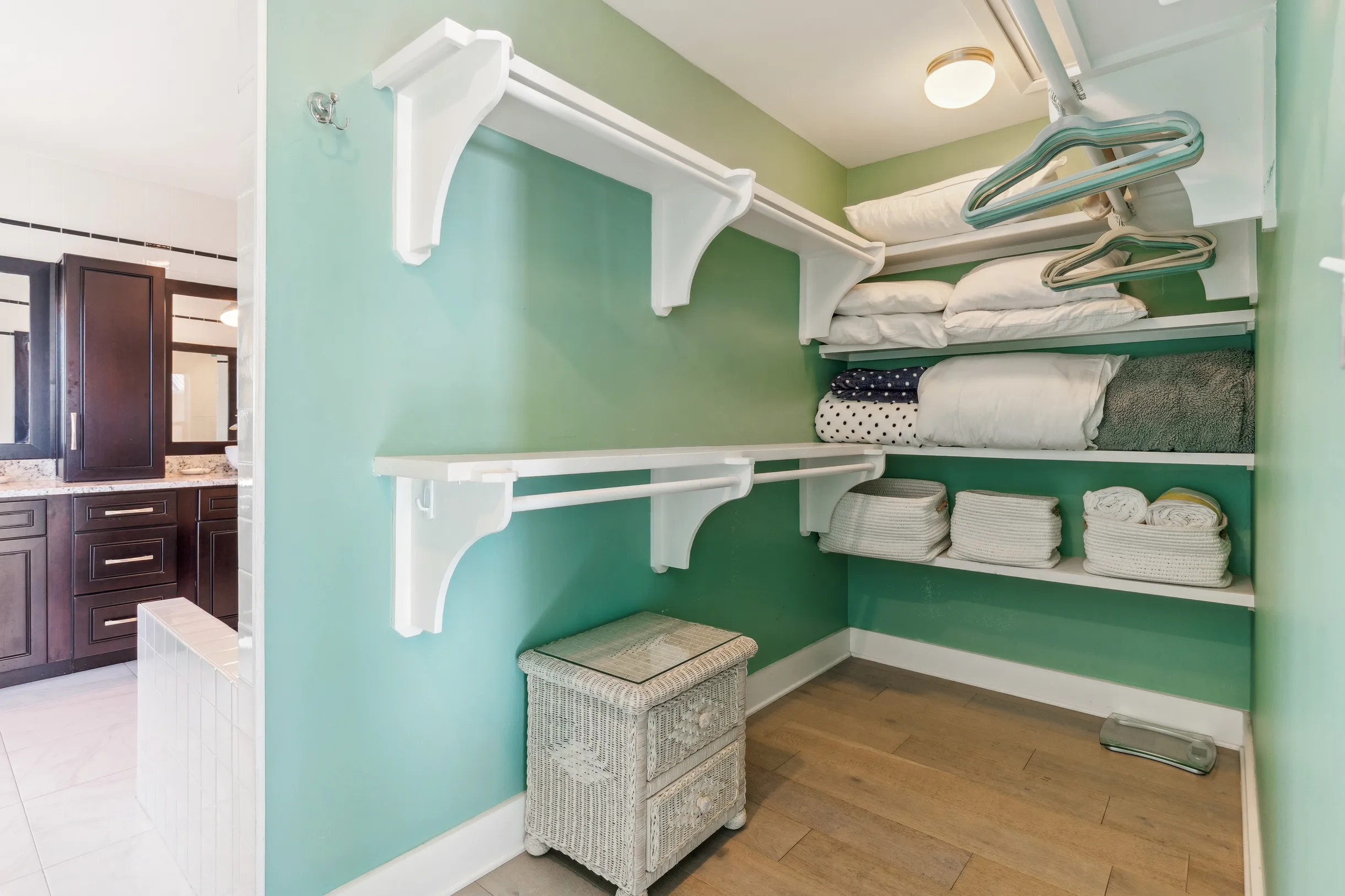 Wander Emerald Cove #49