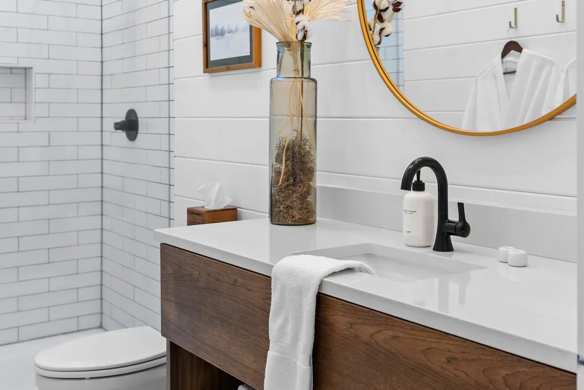 Wander Dahlonega Ash #13