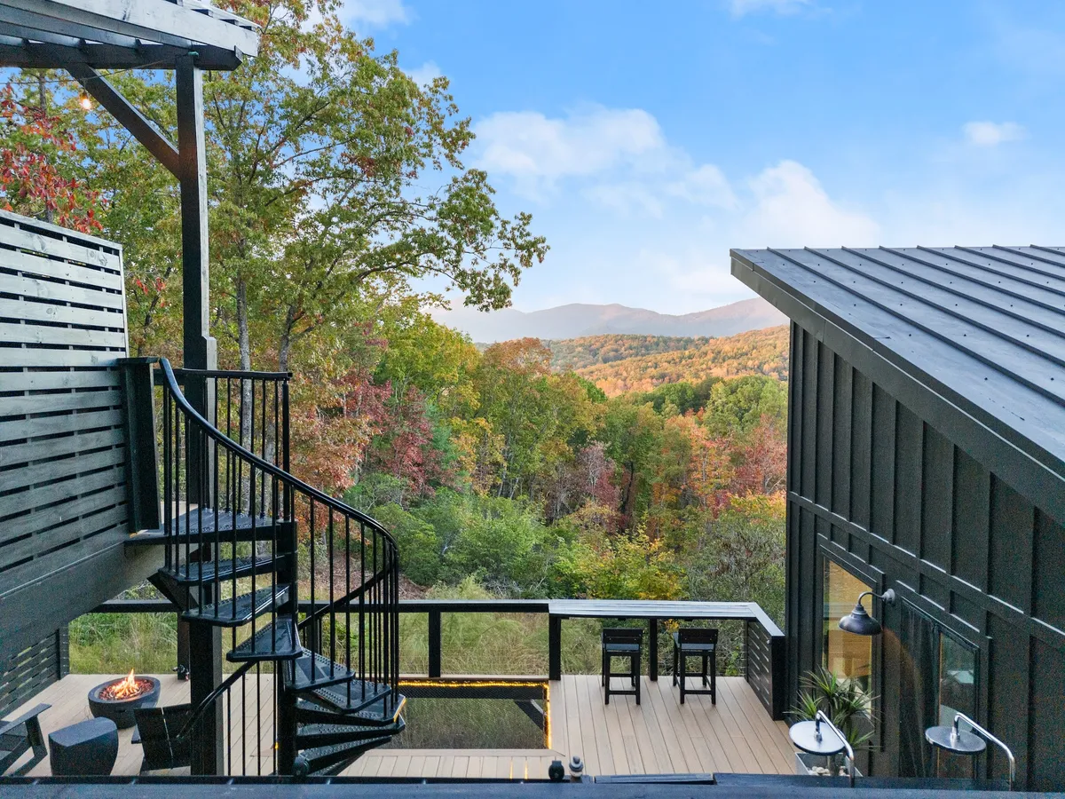 Wander Dahlonega Ash #32