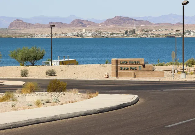 Lake Havasu State Park