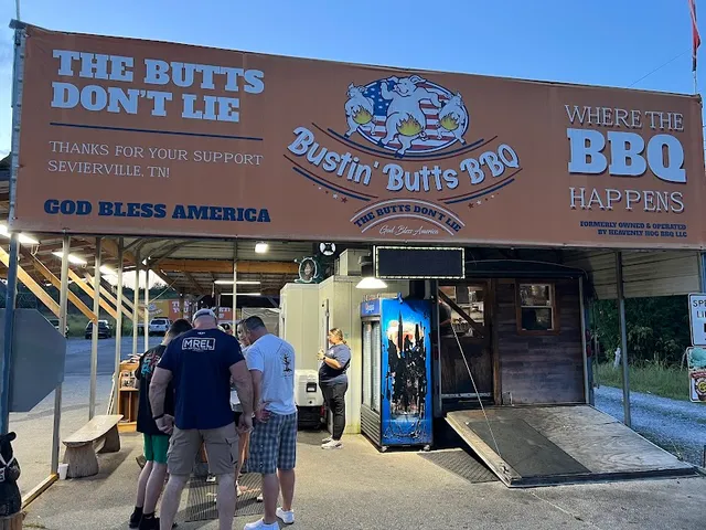 Bustin' Butts BBQ/210 Produce