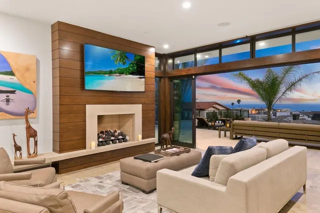 Wander Hermosa Beach