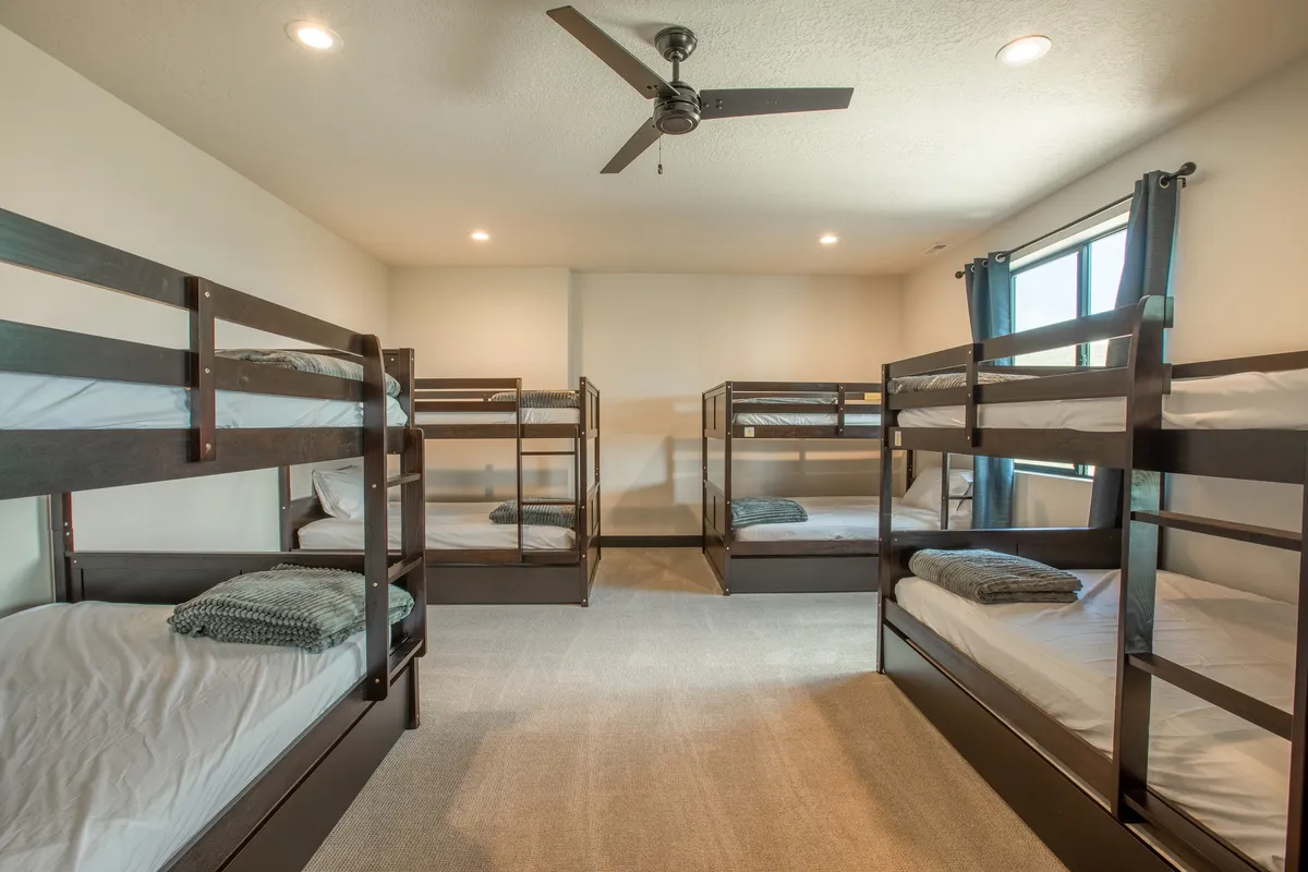 Bunk Bedroom 1 image
