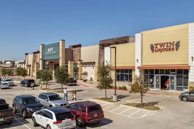 Hill Country Galleria