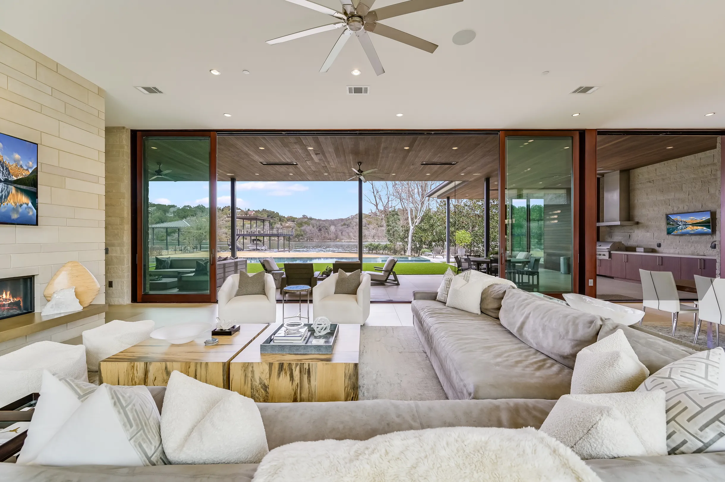 Wander Lake Austin #49