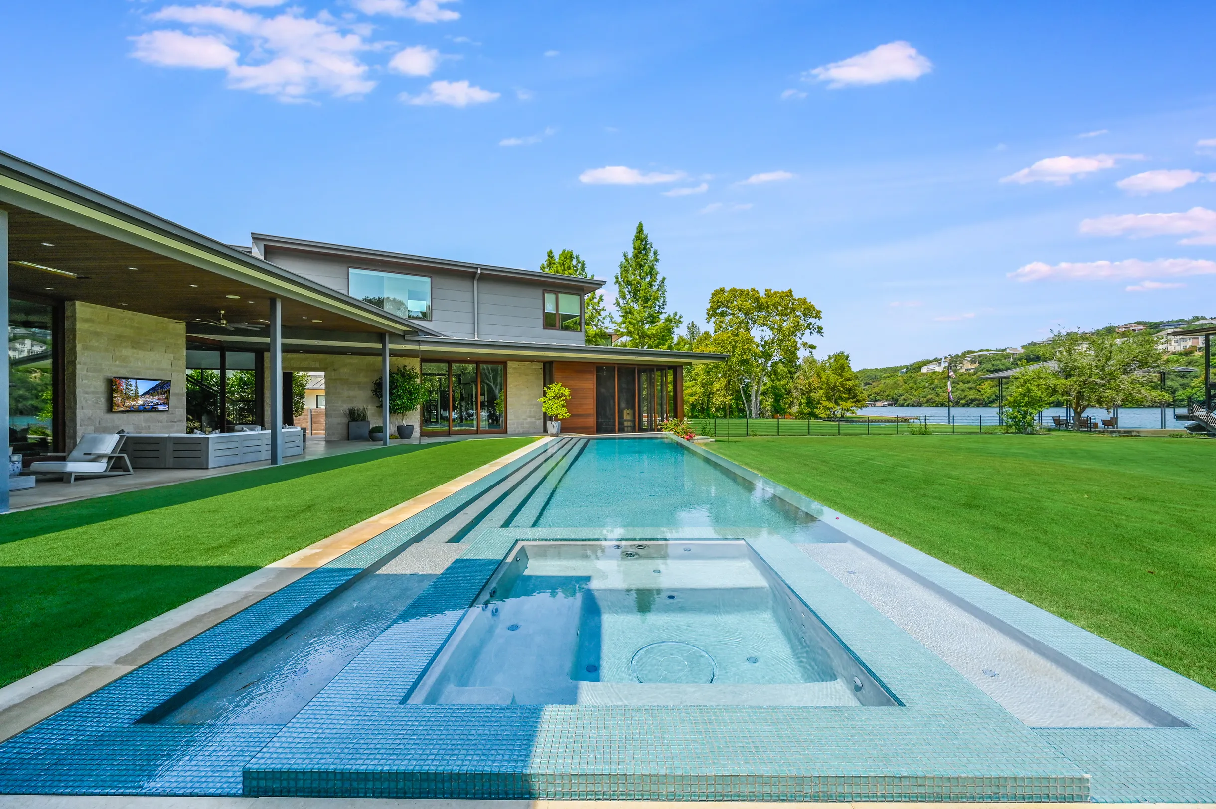 Wander Lake Austin #70