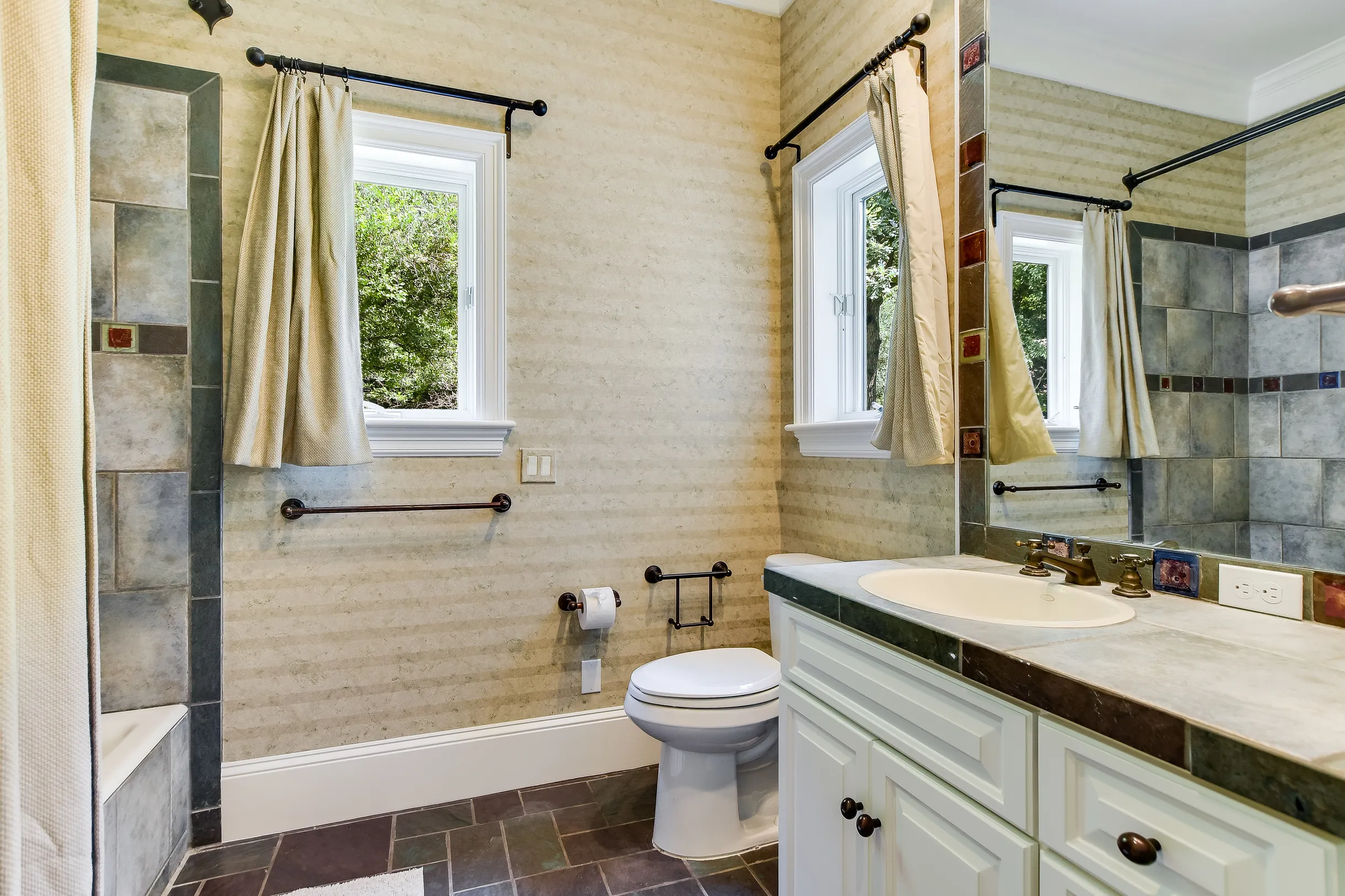 Wander Austin Paradise #16