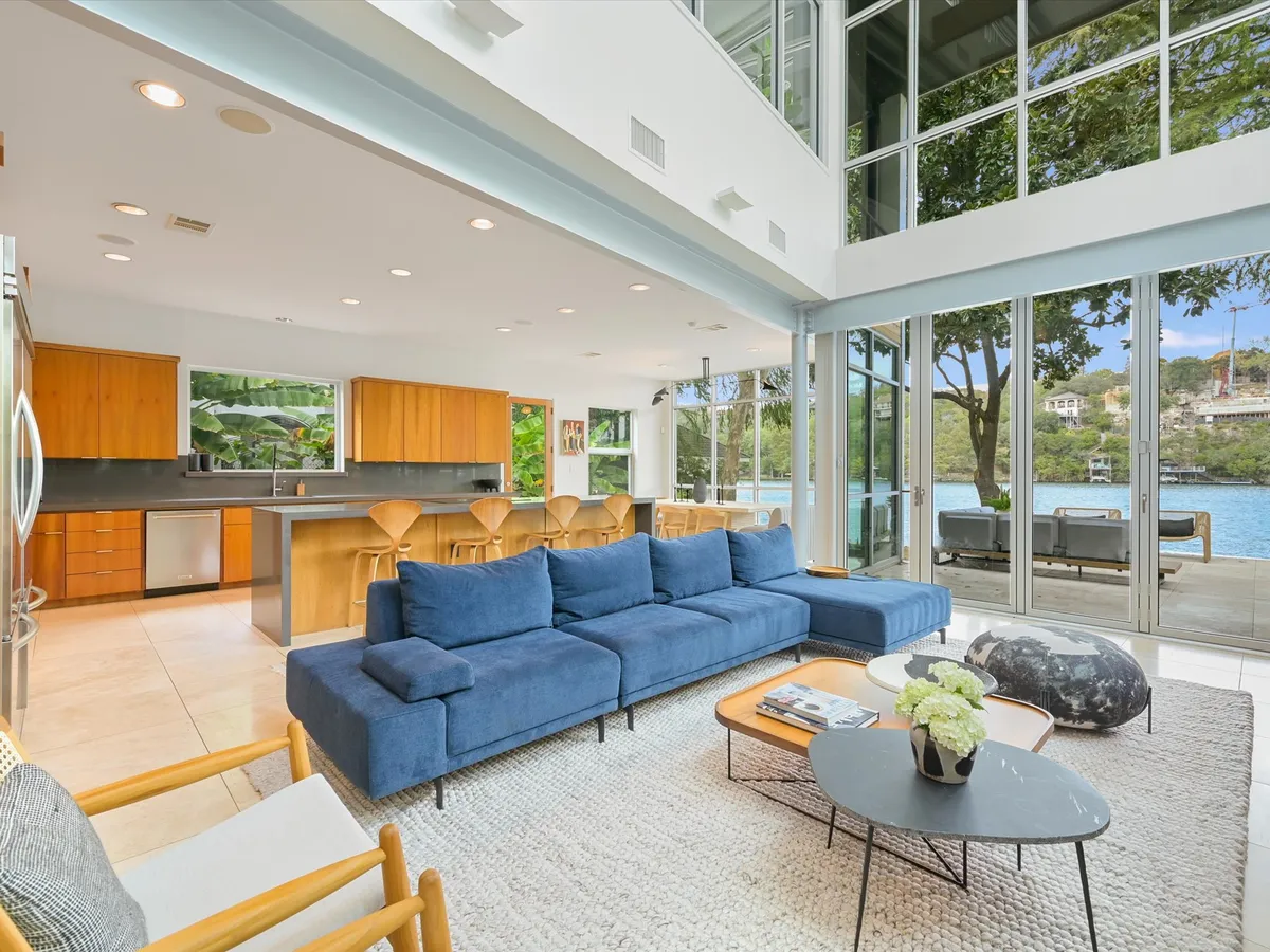 Wander Austin Emerald #35