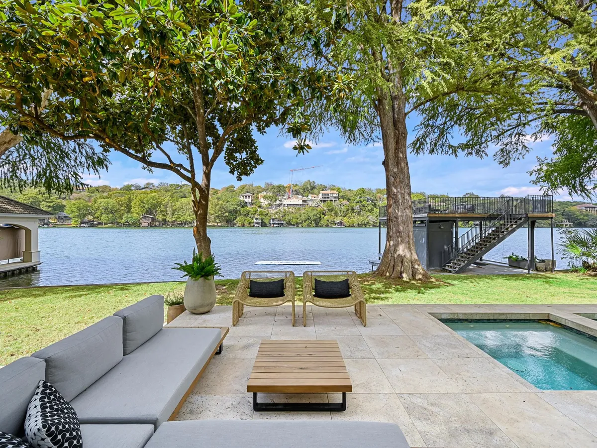 Wander Austin Emerald #50